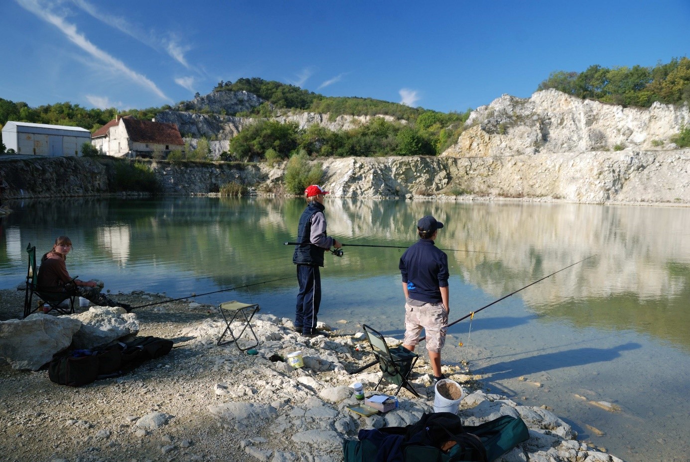 Obr. 3: Do monitorovacích odlovů se zapojuje i místní rybářský kroužek. Foto Jiří Kmet