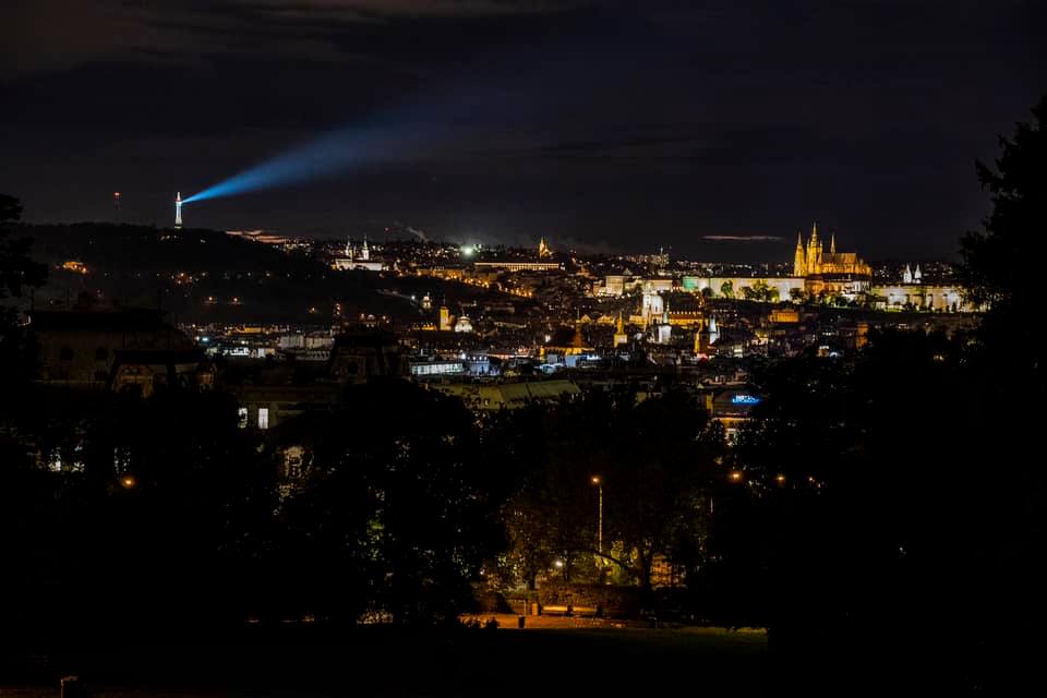 Signal Festival - Petřínská rozhledna. Zdroj: Česká astronomická společnost.